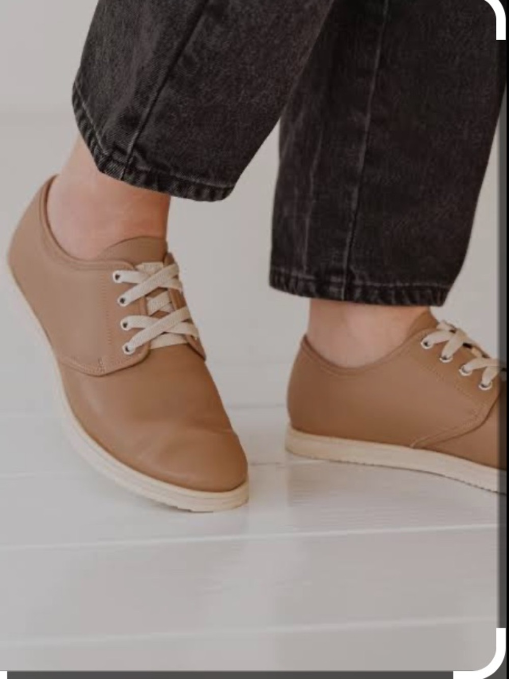 Poppy Barley The Eyelet Sneaker Shoes